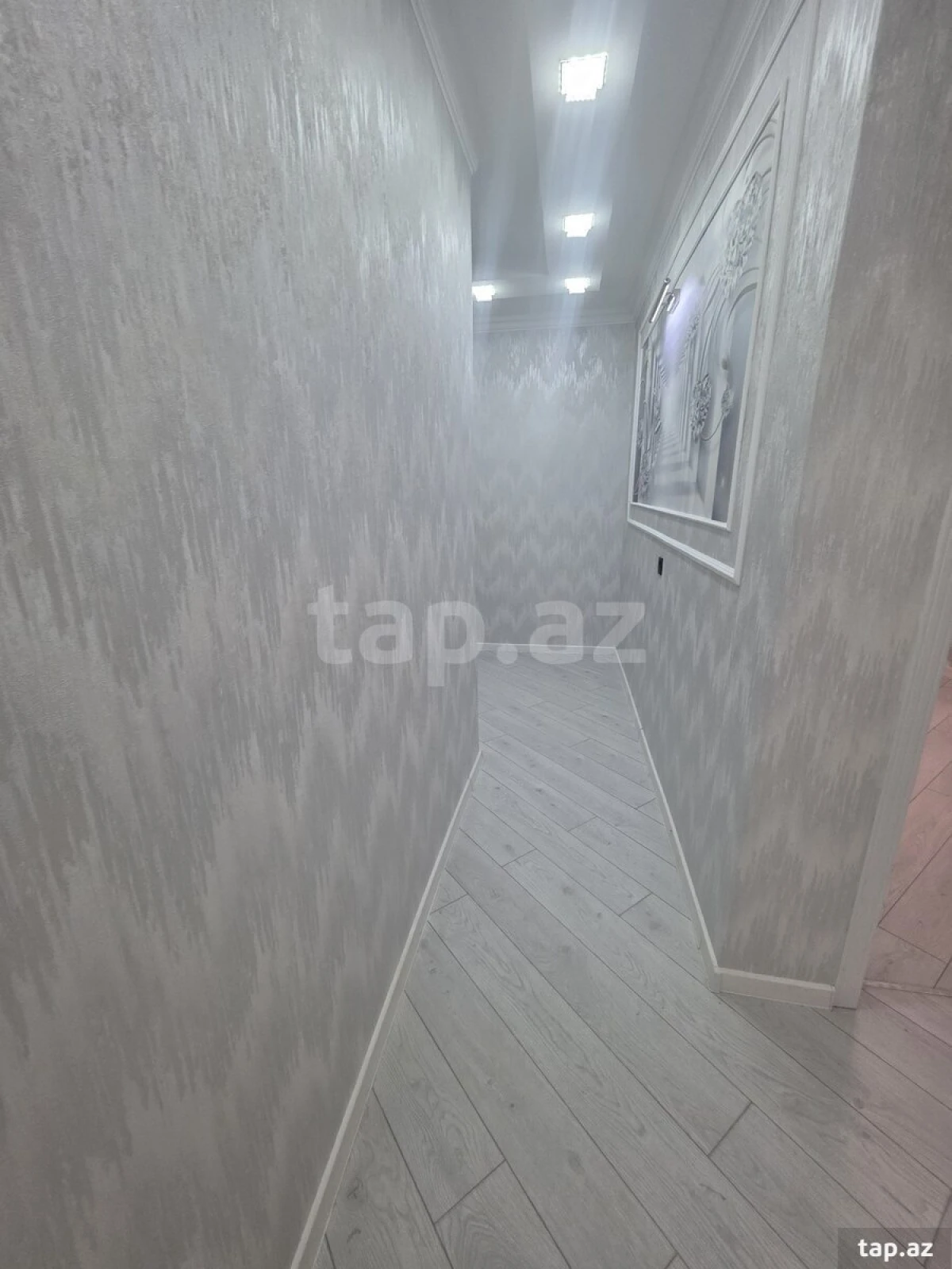 Satılır 4 otaqlı yeni tikili 97 m²