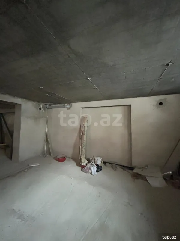 Satılır 1 otaqlı mənzil 63 m²