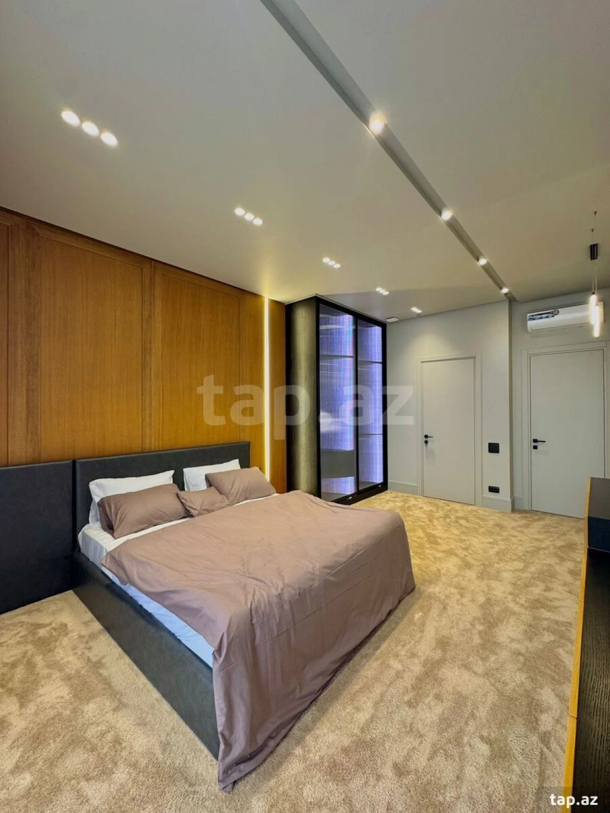 Satılır 4 otaqlı həyət evi