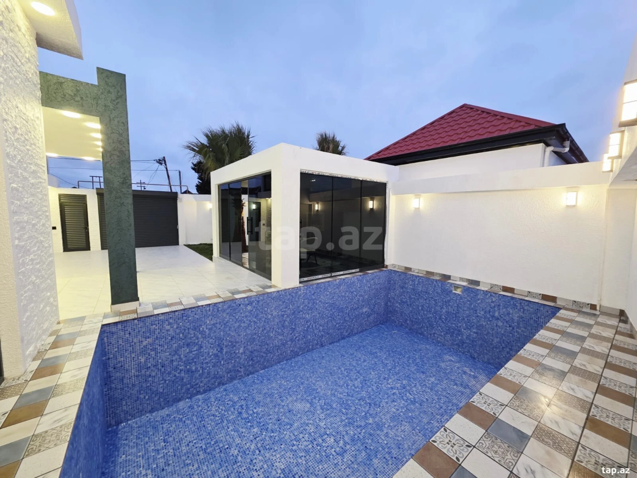 Satılır 4 otaqlı həyət evi