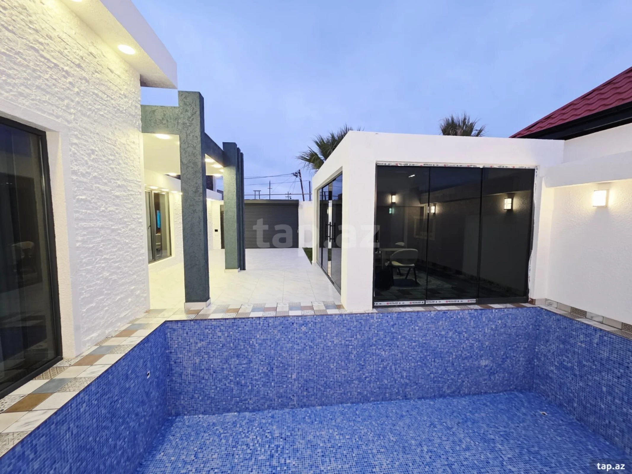 Satılır 4 otaqlı həyət evi