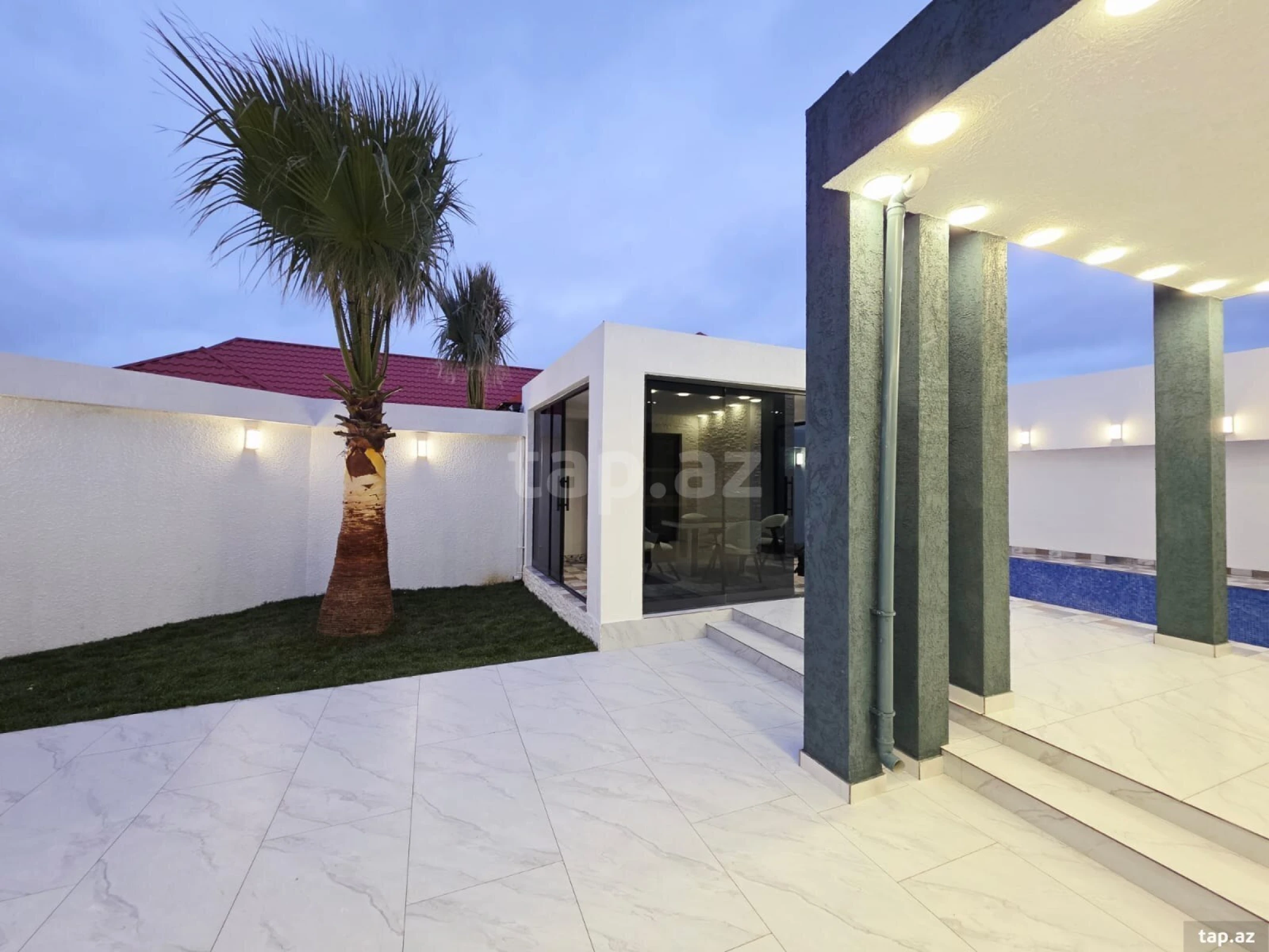 Satılır 4 otaqlı həyət evi