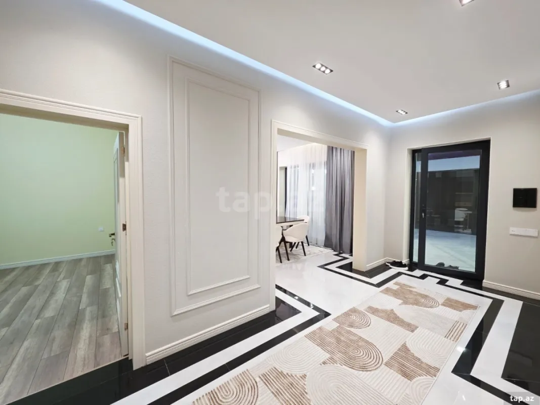 Satılır 4 otaqlı həyət evi