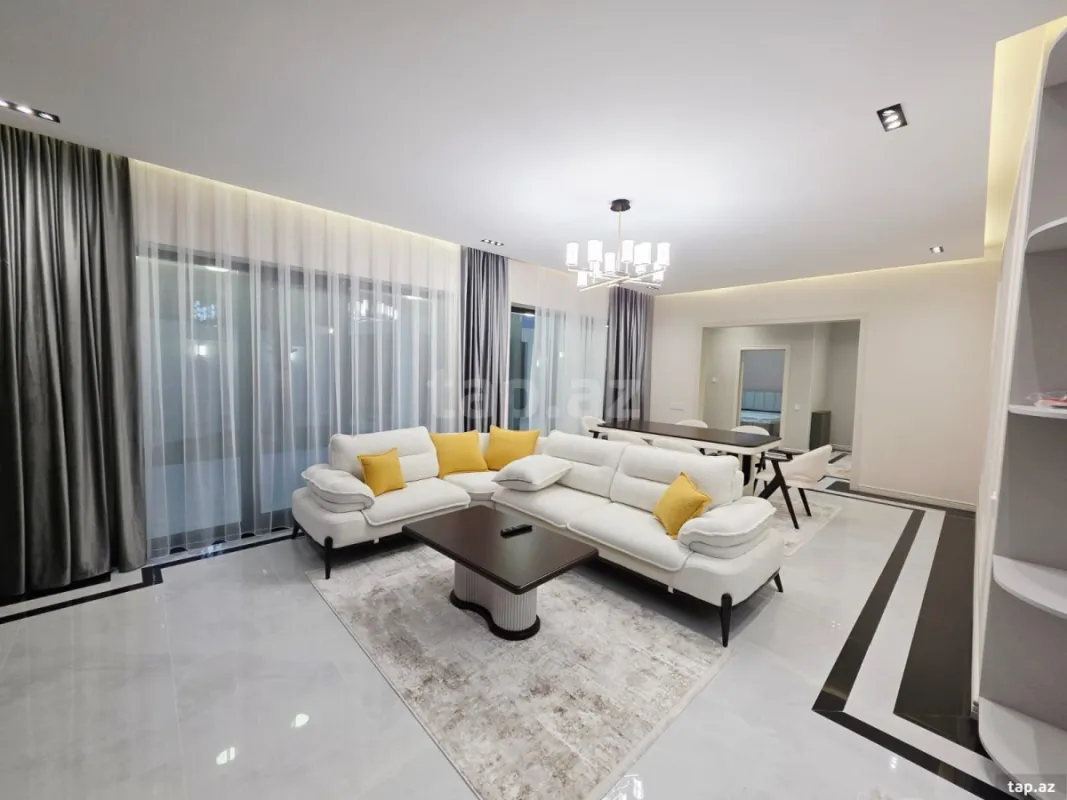 Satılır 4 otaqlı həyət evi