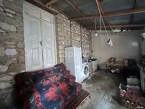 Satılır 3 otaqlı həyət evi