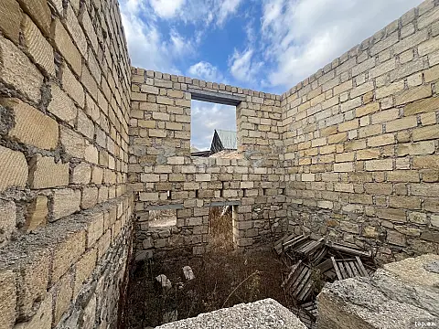 Satılır 3 otaqlı həyət evi