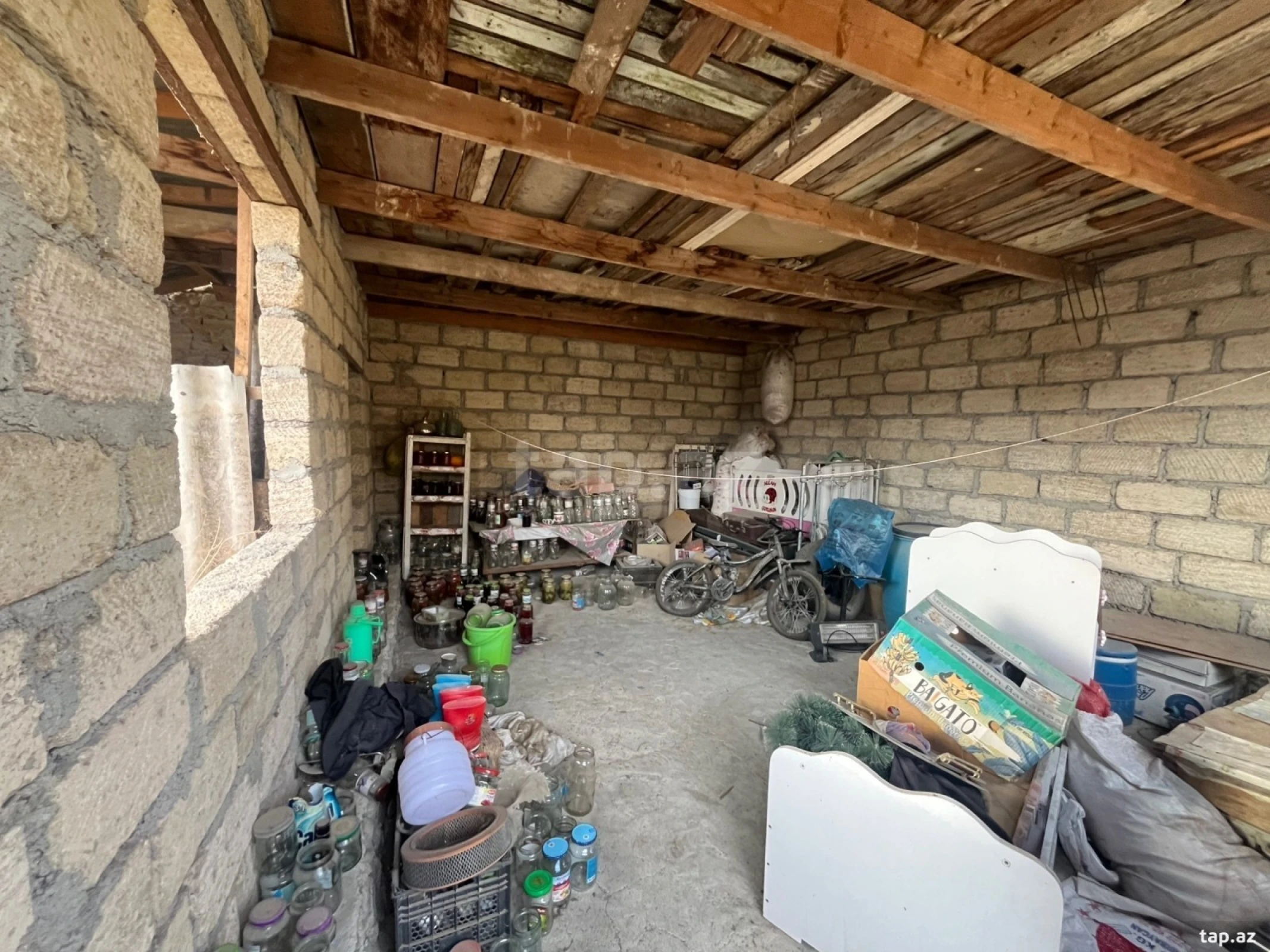 Satılır 3 otaqlı həyət evi