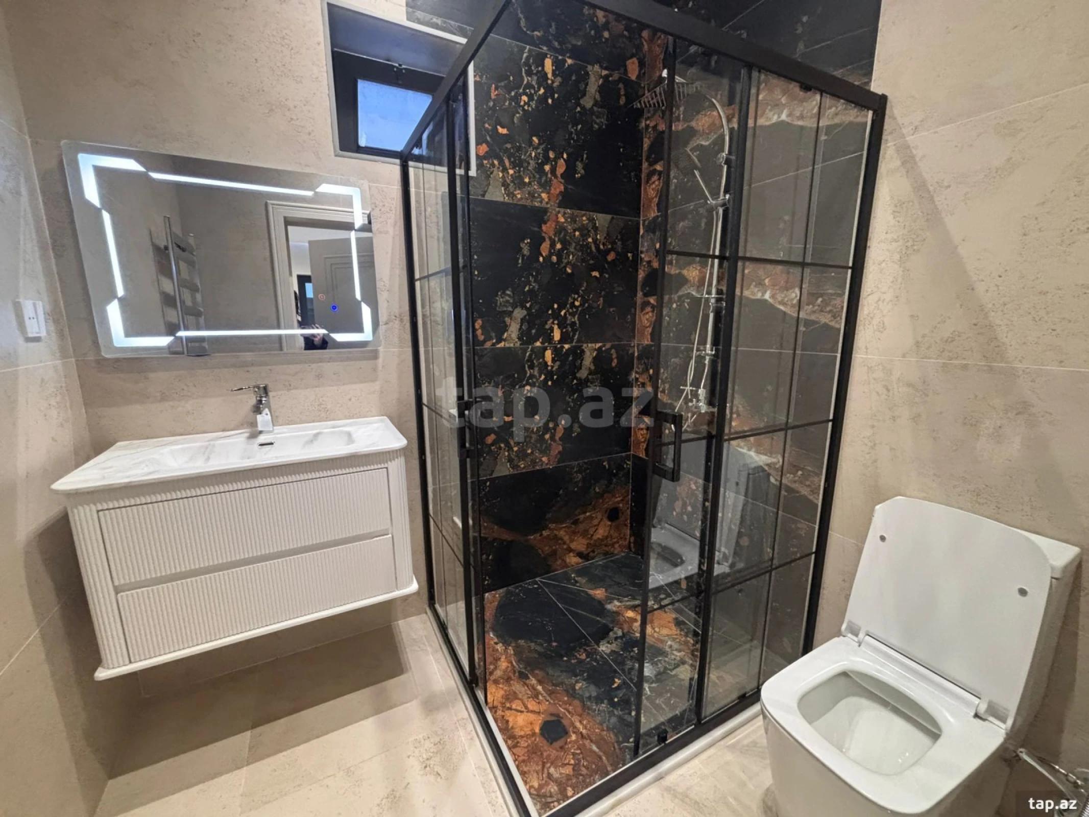 Satılır 4 otaqlı həyət evi