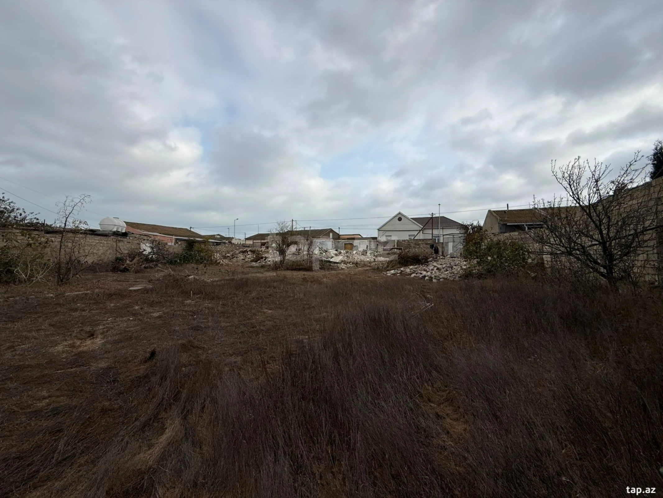 Satılır torpaq sahəsi