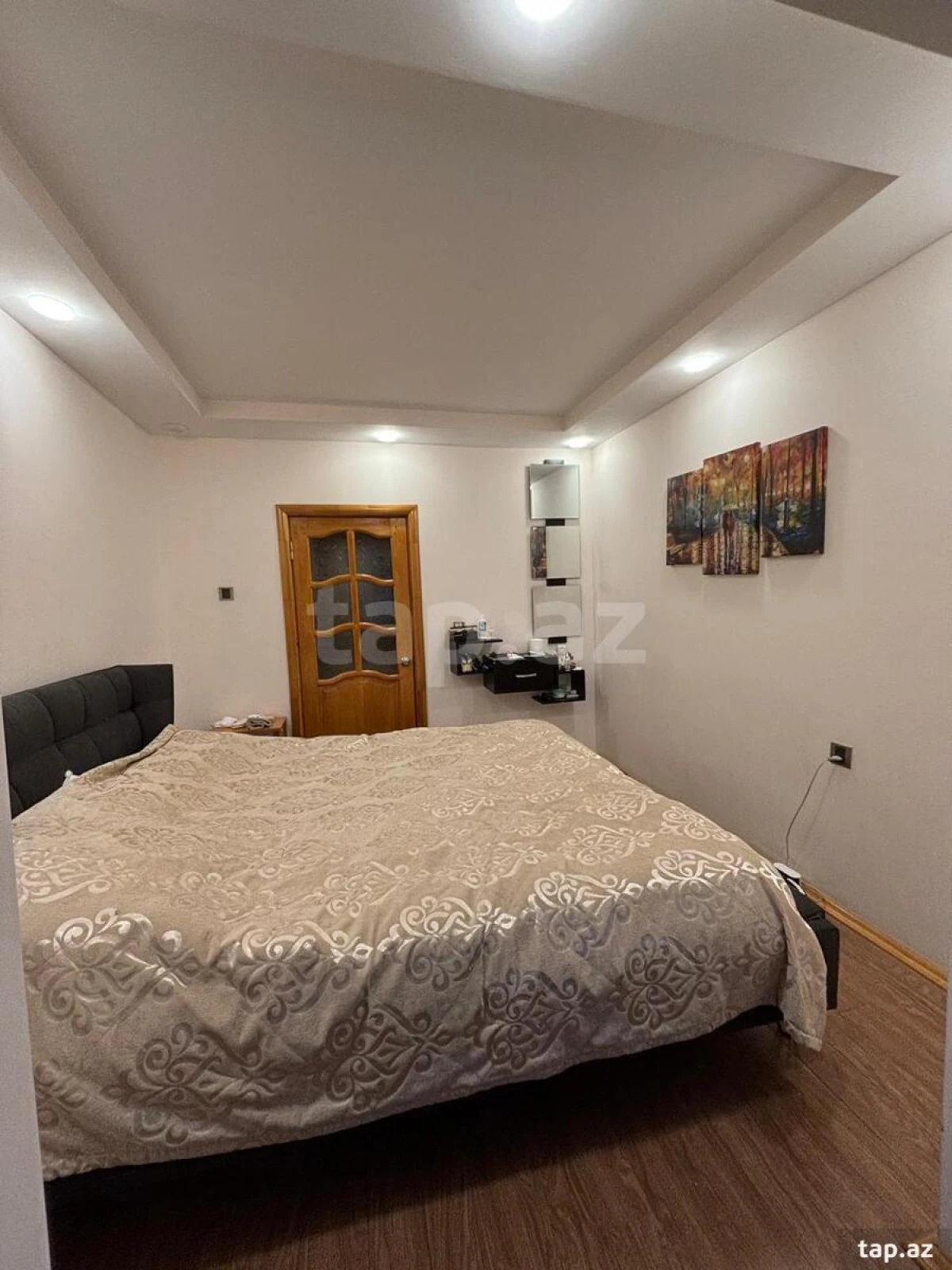 Satılır 4 otaqlı mənzil 110 m²