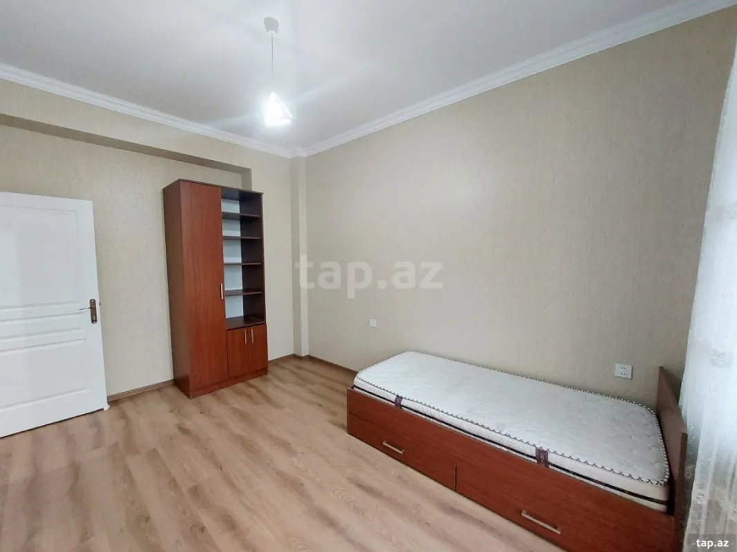 Kirayə verilir 4 otaqlı yeni tikili 110 m²