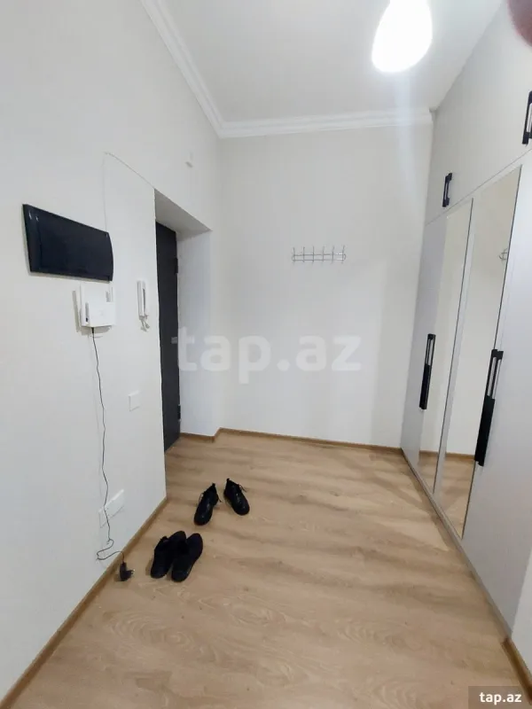 Kirayə verilir 4 otaqlı yeni tikili 110 m²