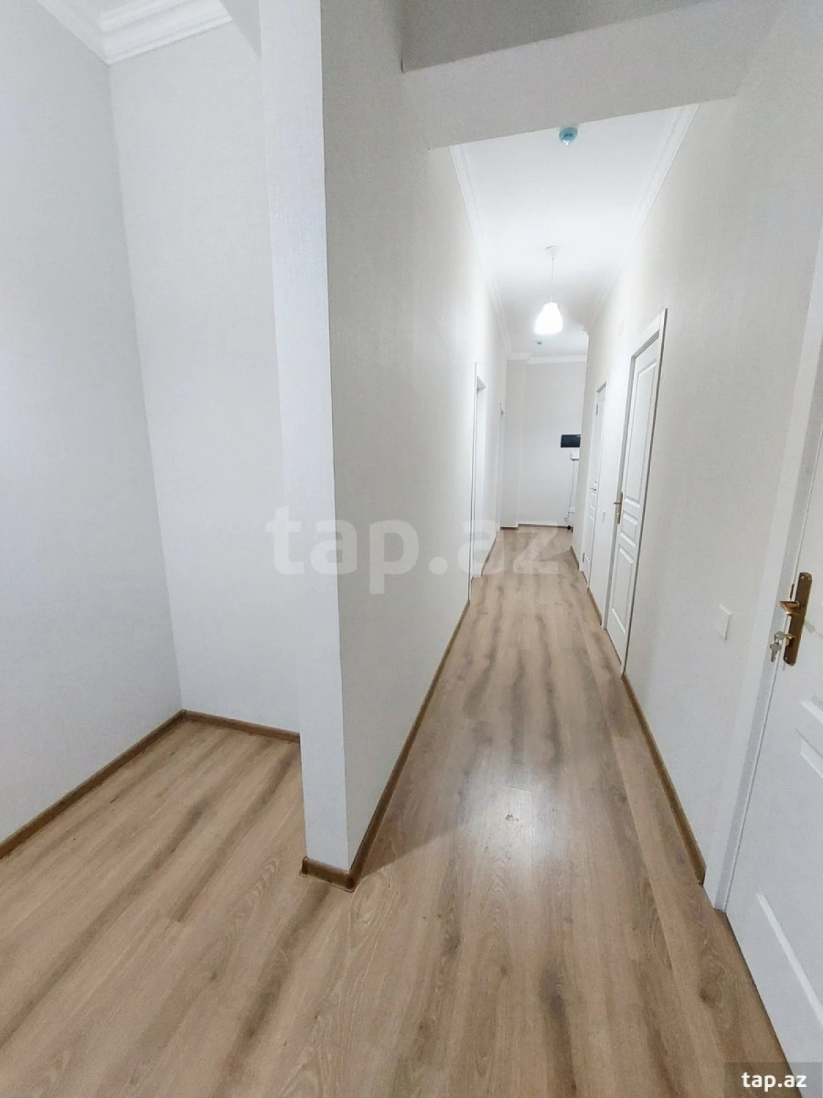 Kirayə verilir 4 otaqlı yeni tikili 110 m²