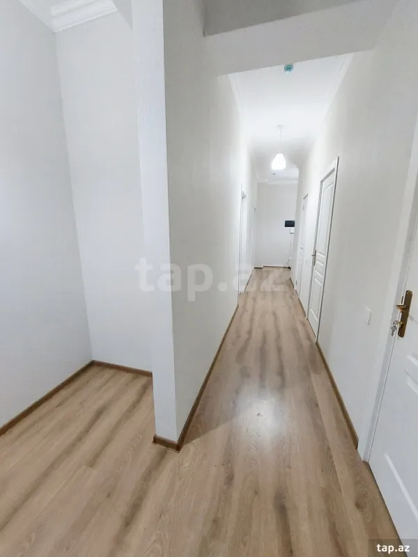 Kirayə verilir 4 otaqlı yeni tikili 110 m²