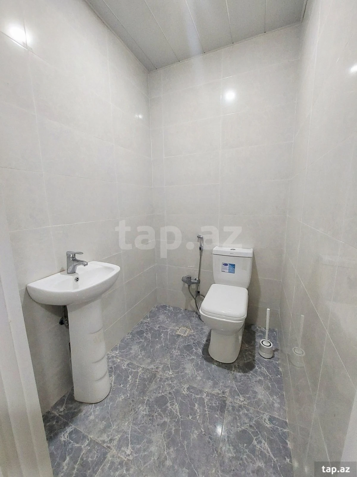 Kirayə verilir 4 otaqlı yeni tikili 110 m²