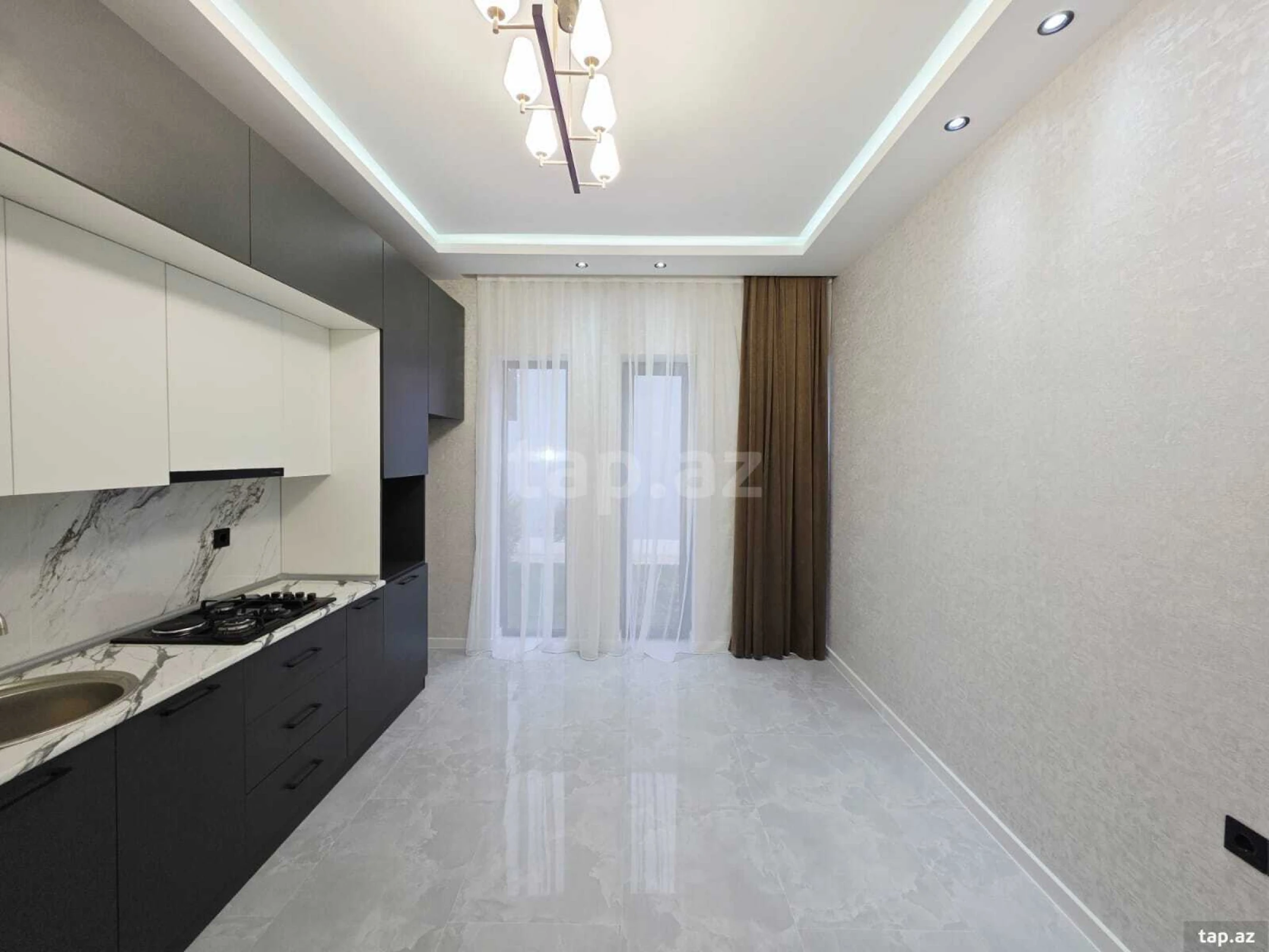 Satılır 4 otaqlı həyət evi