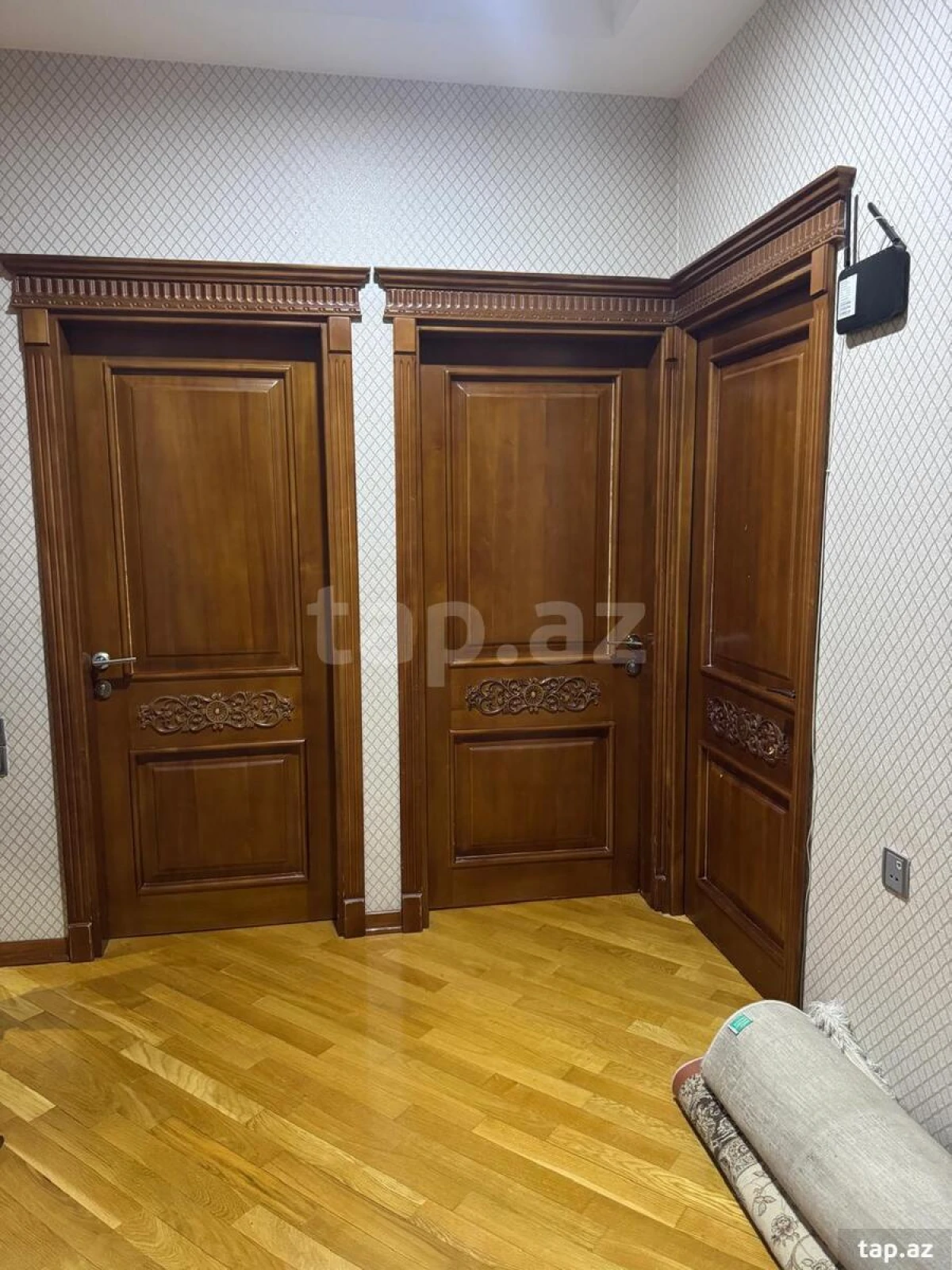 Satılır 4 otaqlı mənzil 100 m²
