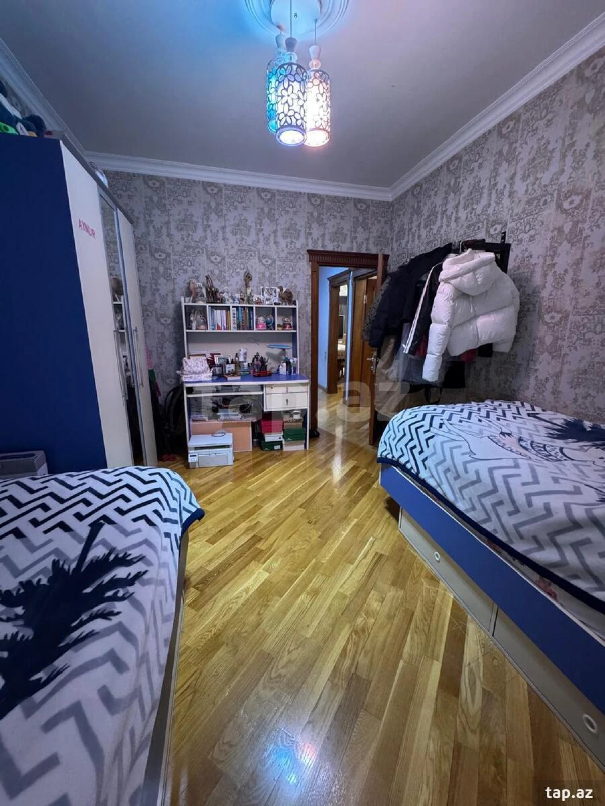 Satılır 4 otaqlı mənzil 100 m²