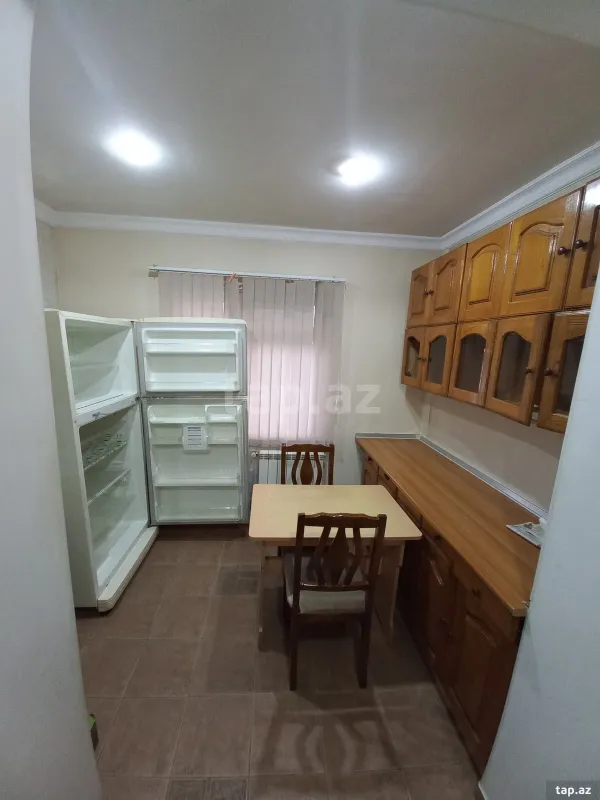 Kirayə verilir 2 otaqlı mənzil 80 m²