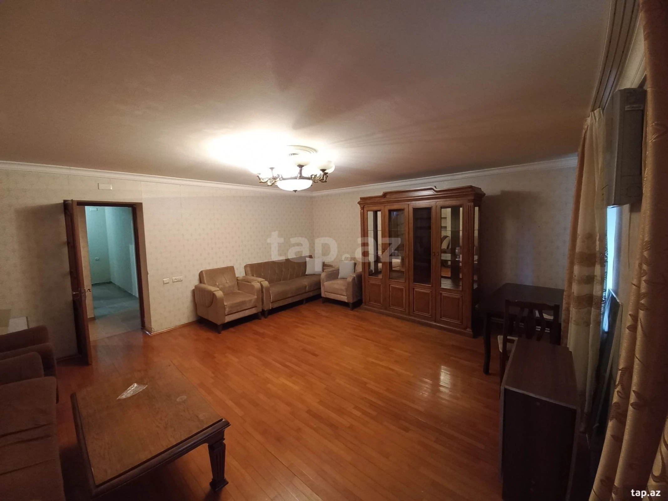 Kirayə verilir 2 otaqlı mənzil 80 m²