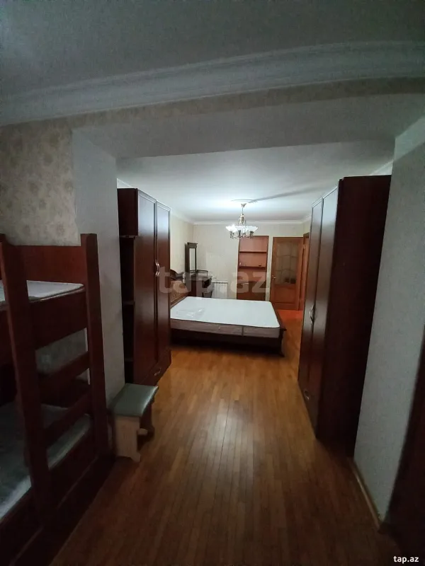 Kirayə verilir 2 otaqlı mənzil 80 m²