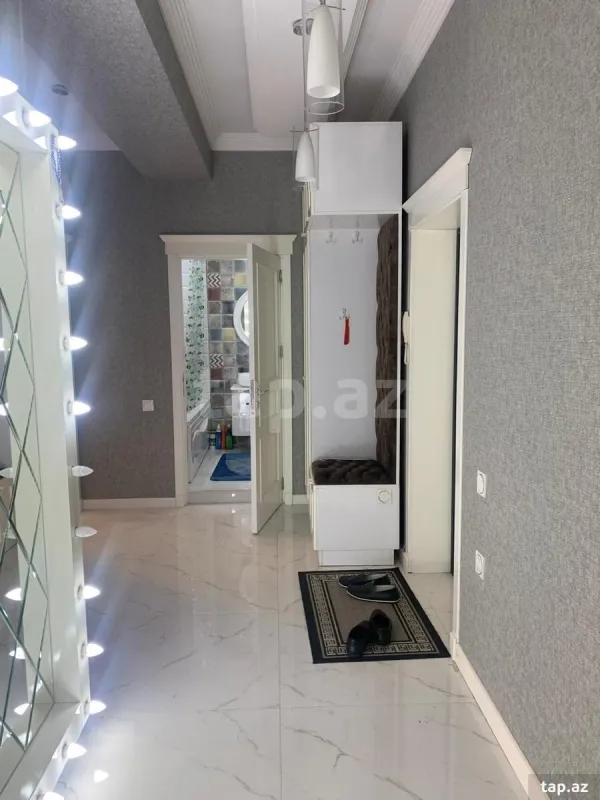 Satılır 2 otaqlı yeni tikili 75 m²