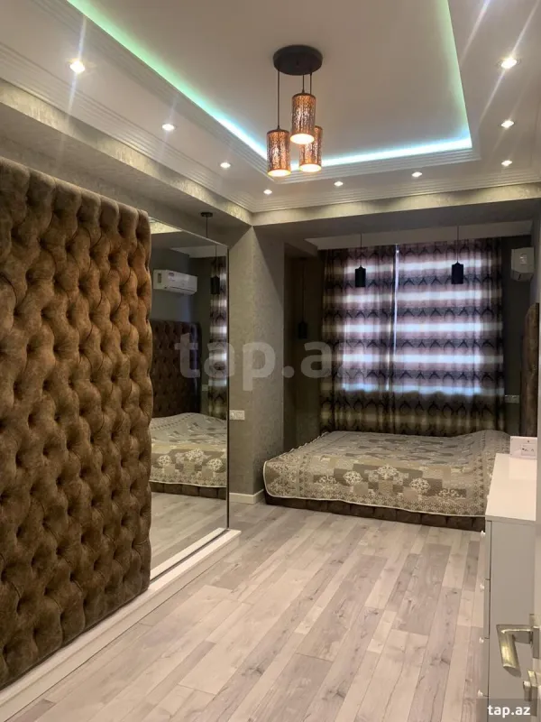 Satılır 2 otaqlı yeni tikili 75 m²