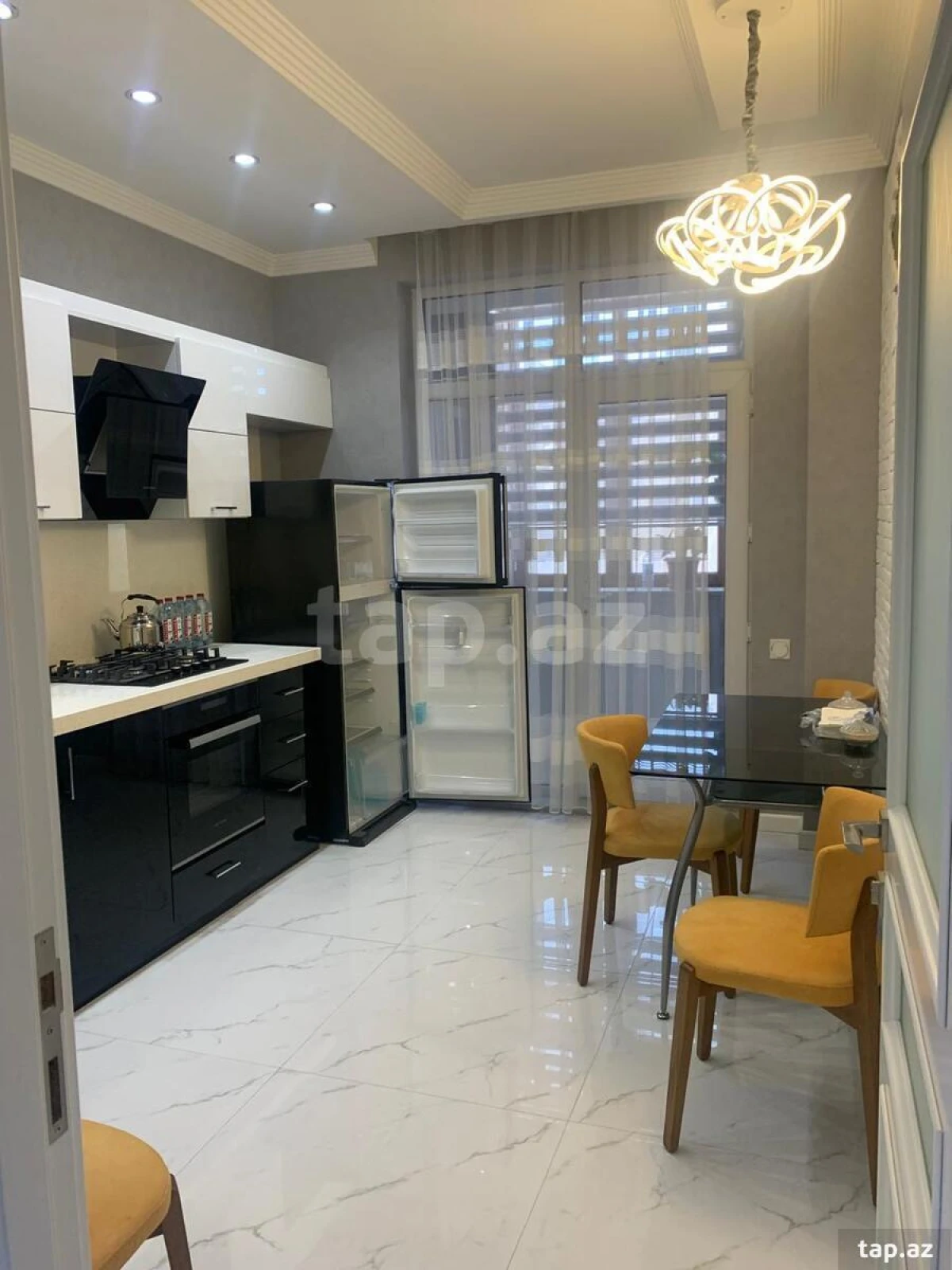 Satılır 2 otaqlı yeni tikili 75 m²