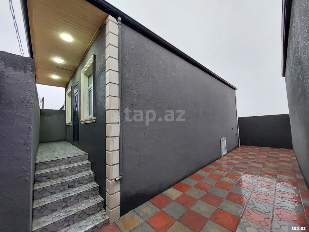 Satılır 2 otaqlı həyət evi 140 m²