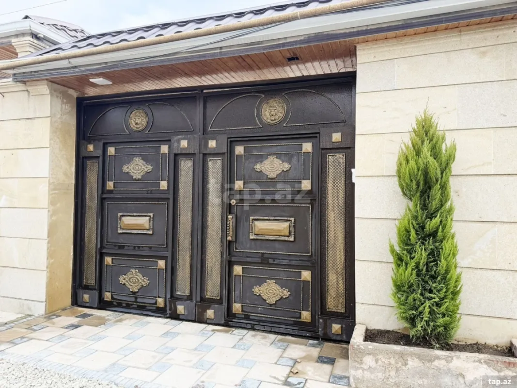 Satılır 4 otaqlı həyət evi