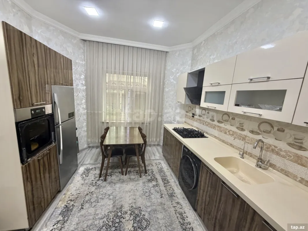 Satılır 4 otaqlı həyət evi