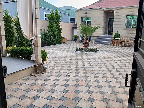 Satılır 4 otaqlı həyət evi