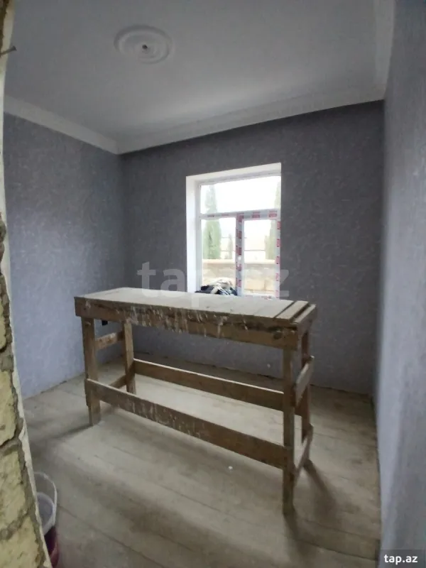 Satılır 5 otaqlı həyət evi 160 m²