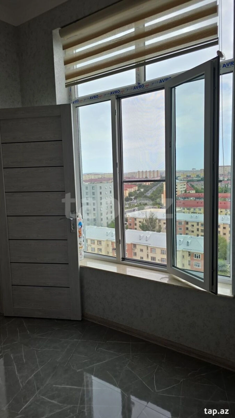 Satılır 3 otaqlı yeni tikili 73 m²