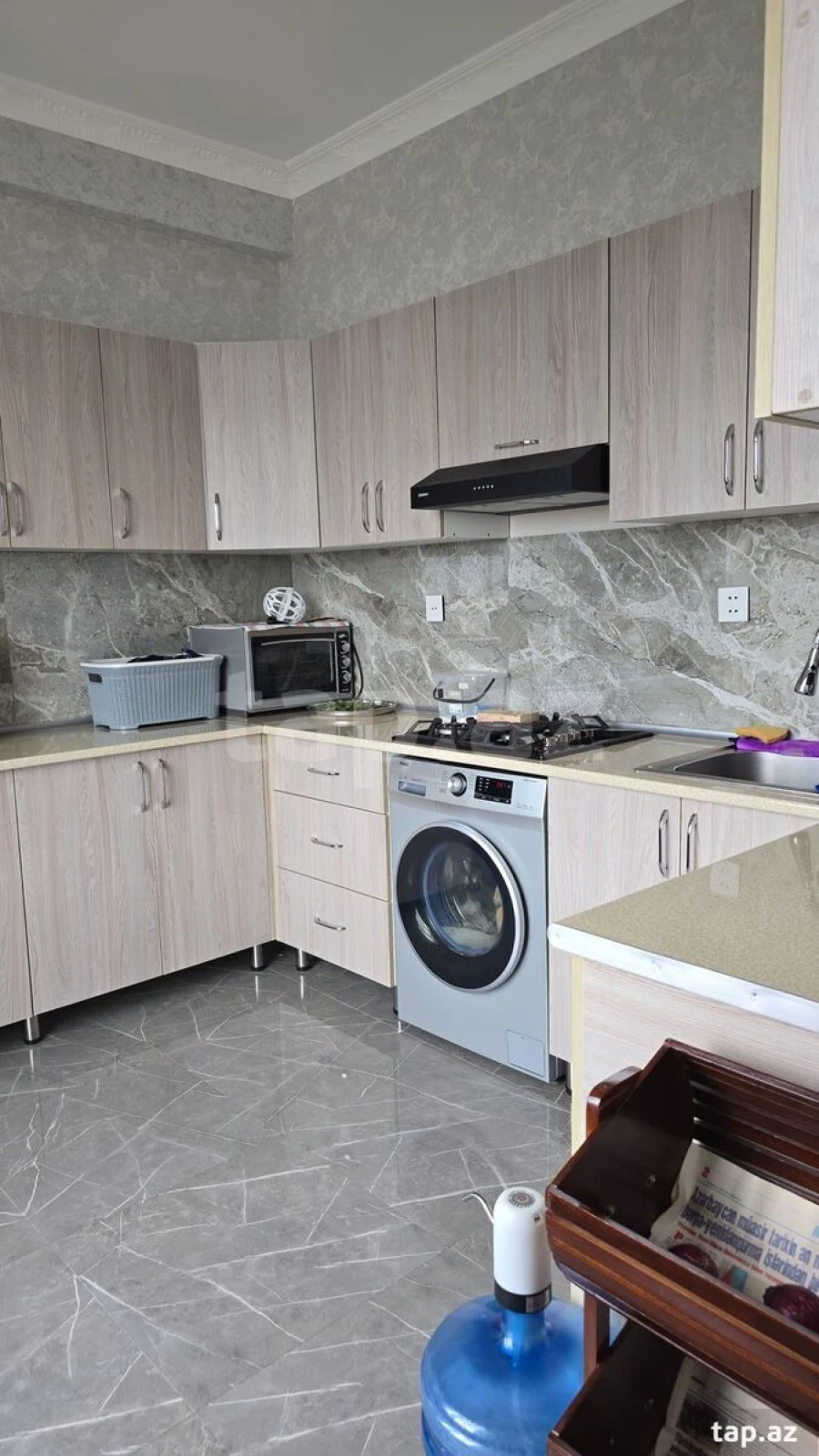 Satılır 3 otaqlı yeni tikili 73 m²