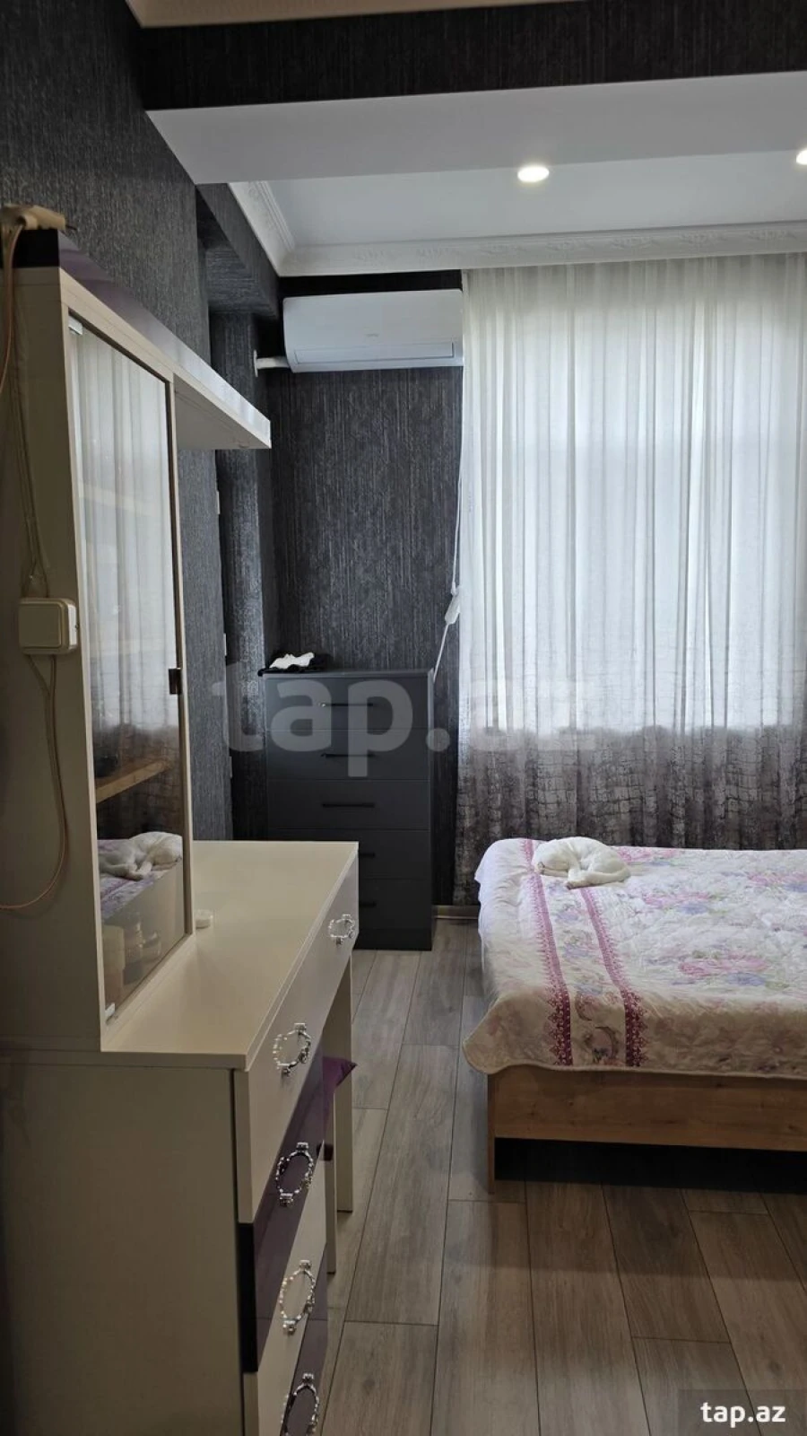 Satılır 3 otaqlı yeni tikili 73 m²