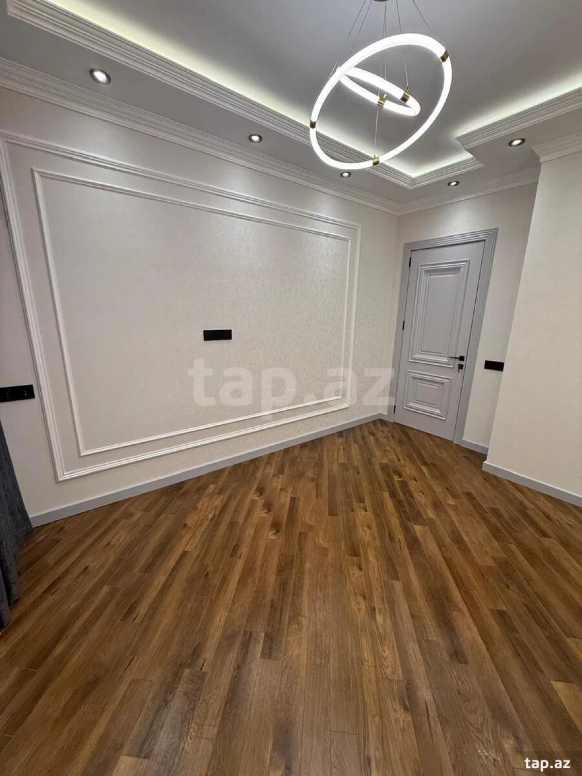 Satılır 3 otaqlı yeni tikili 87 m²