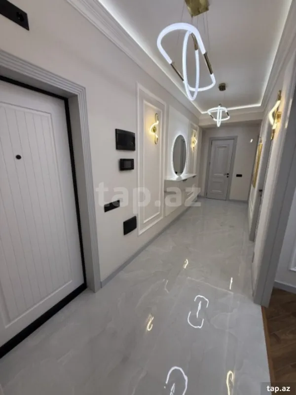 Satılır 3 otaqlı yeni tikili 87 m²