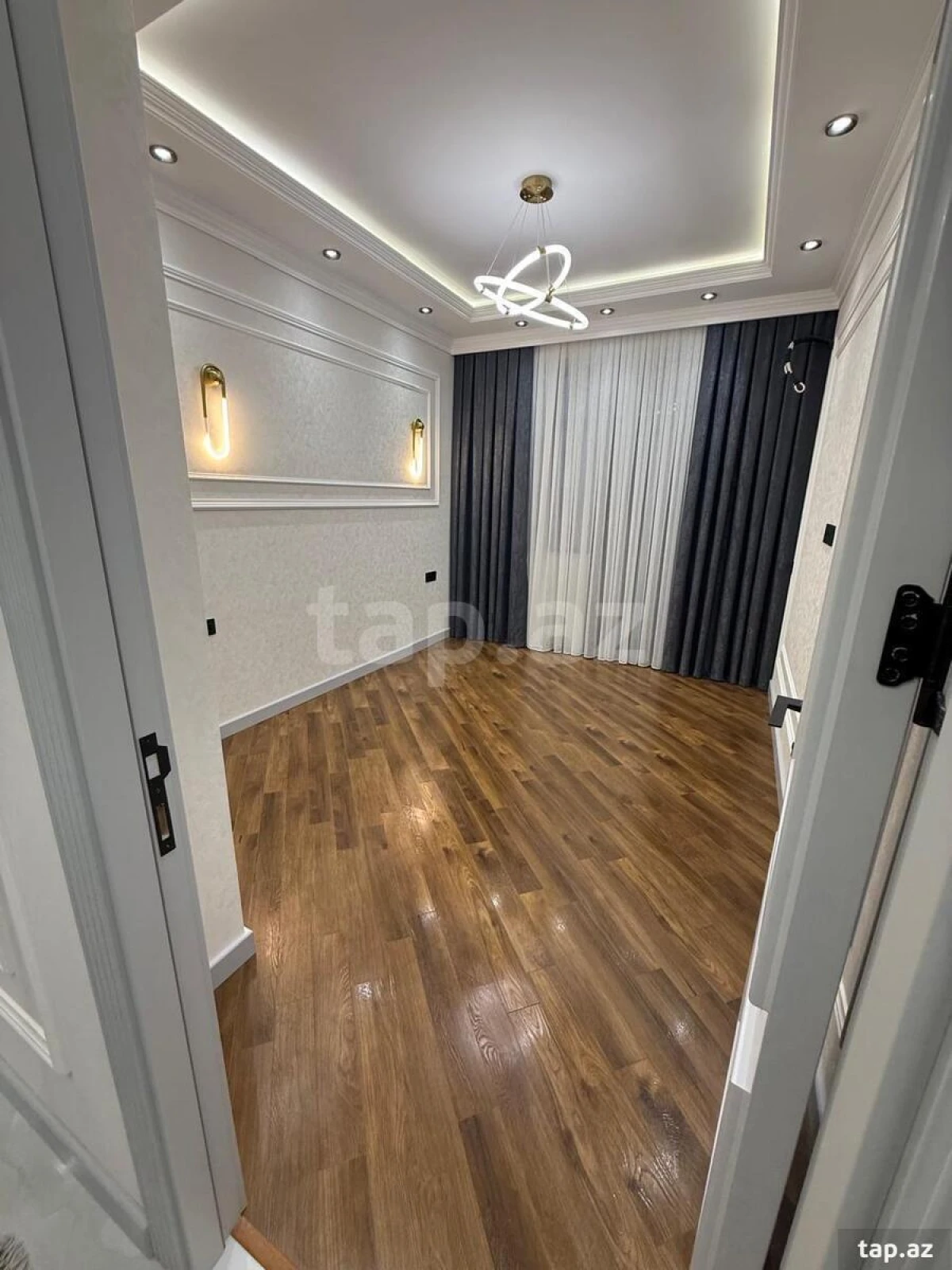 Satılır 3 otaqlı yeni tikili 87 m²