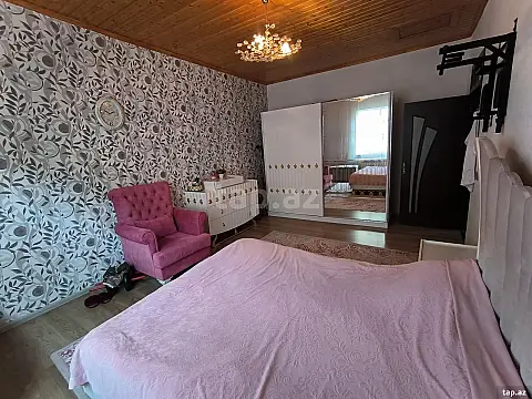 Satılır 4 otaqlı həyət evi