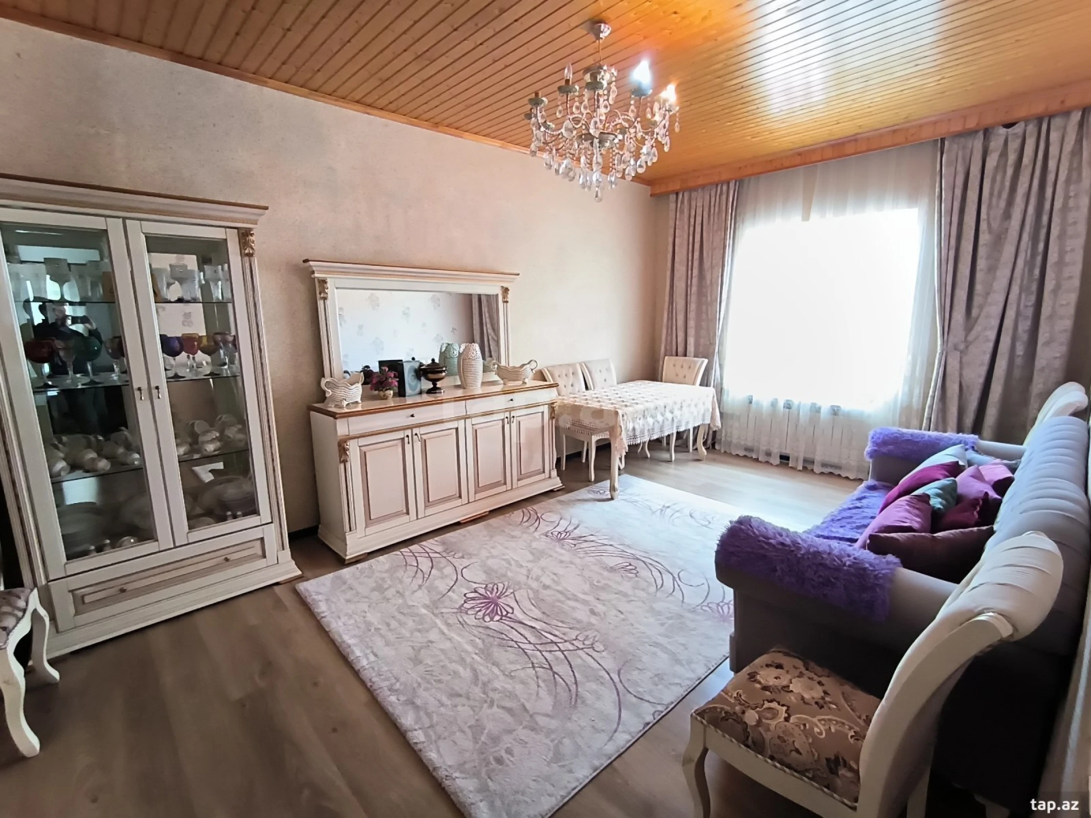 Satılır 4 otaqlı həyət evi