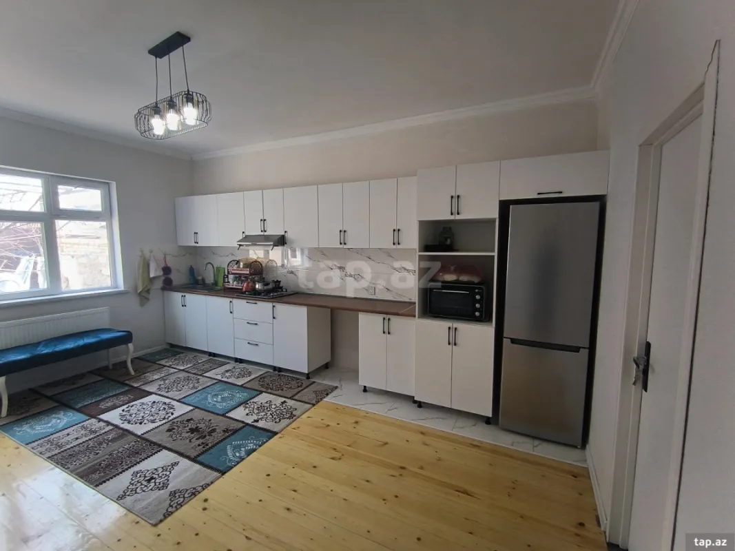 Satılır 4 otaqlı həyət evi