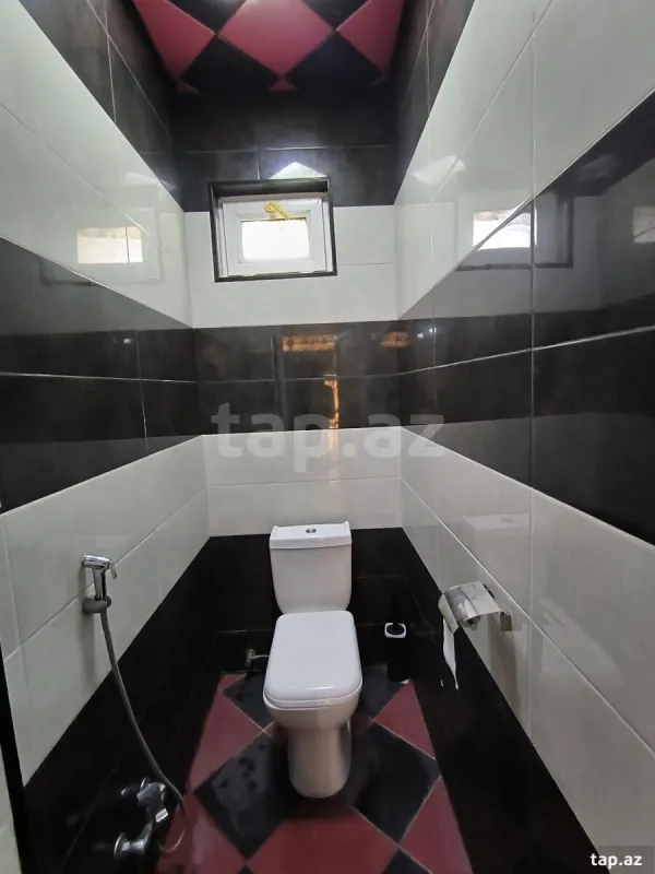 Satılır 4 otaqlı həyət evi