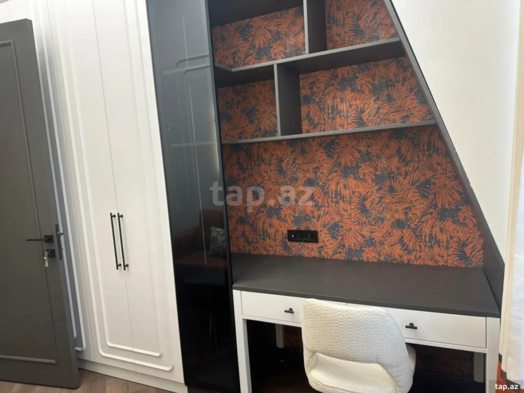 Kirayə verilir 4 otaqlı yeni tikili 125 m²