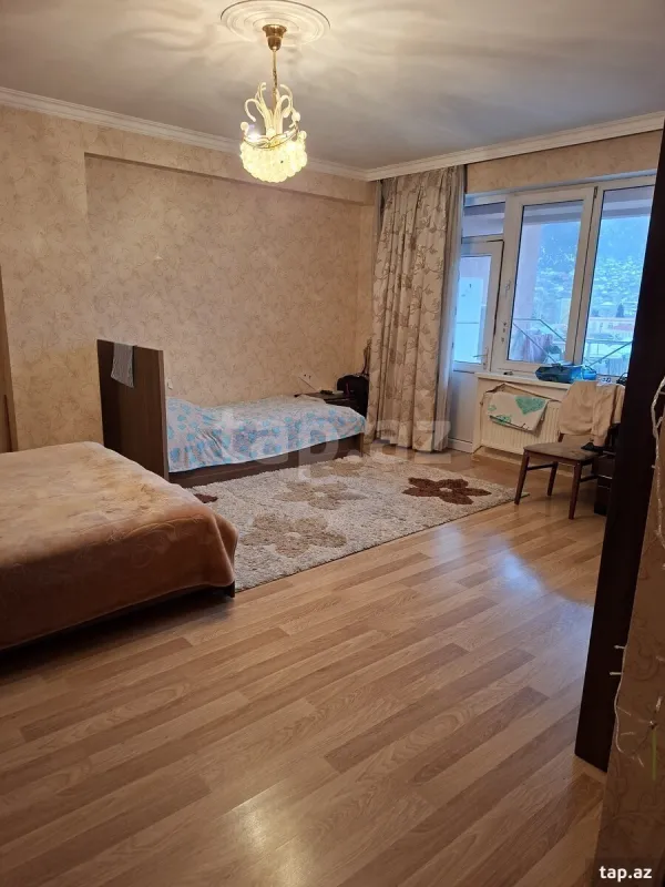 Satılır 3 otaqlı yeni tikili 134 m²