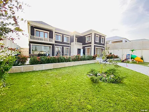 Satılır 6 otaqlı həyət evi 400 m²