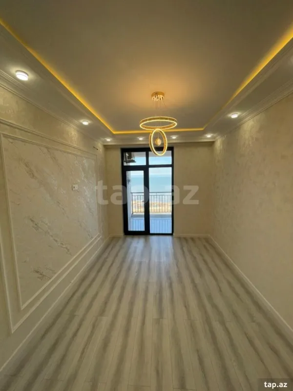 Satılır 2 otaqlı yeni tikili 68 m²