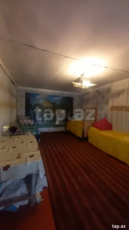 Satılır 4 otaqlı həyət evi