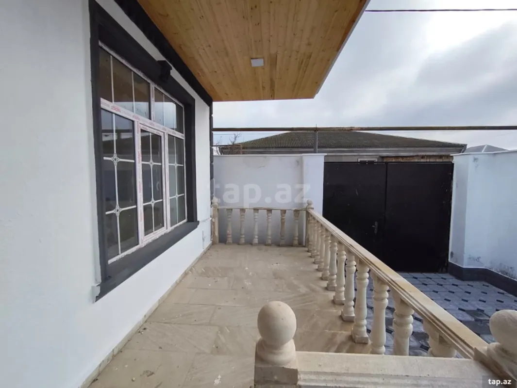 Satılır 3 otaqlı həyət evi