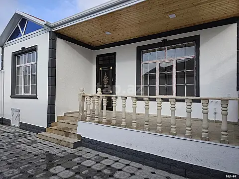 Satılır 3 otaqlı həyət evi